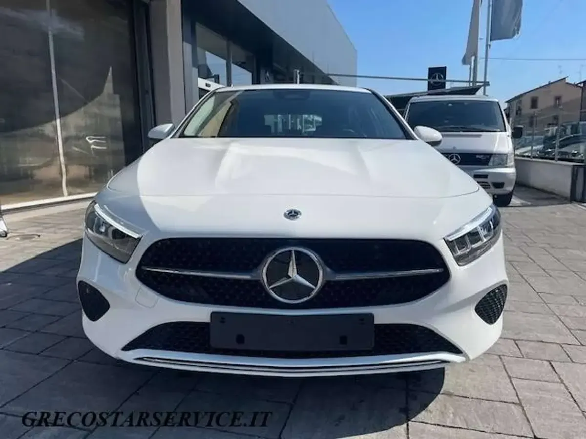 Usata Mercedes A180 Advanced Plus 136 CV (100 kW) 2024 Polare Berlina