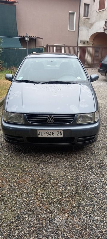 Grigio Usata 1996 VW Polo | 2500 € - Immagine 1/4