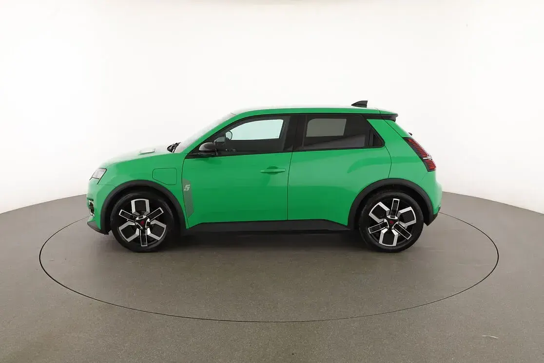 Usata Renault 5 E-Tech Urban 89 kW (122 CV) 2025 Verde