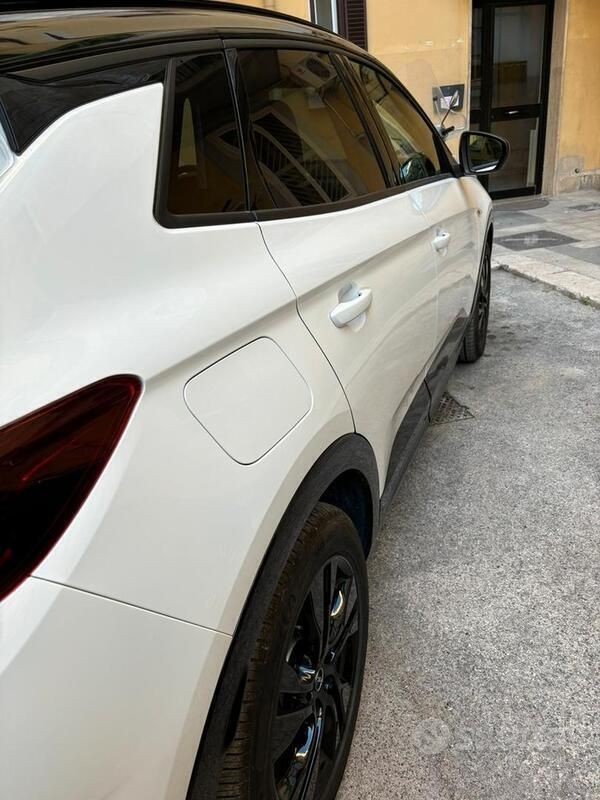 Usata Opel Grandland X 131 CV (96 kW) 2022 Bianco SUV