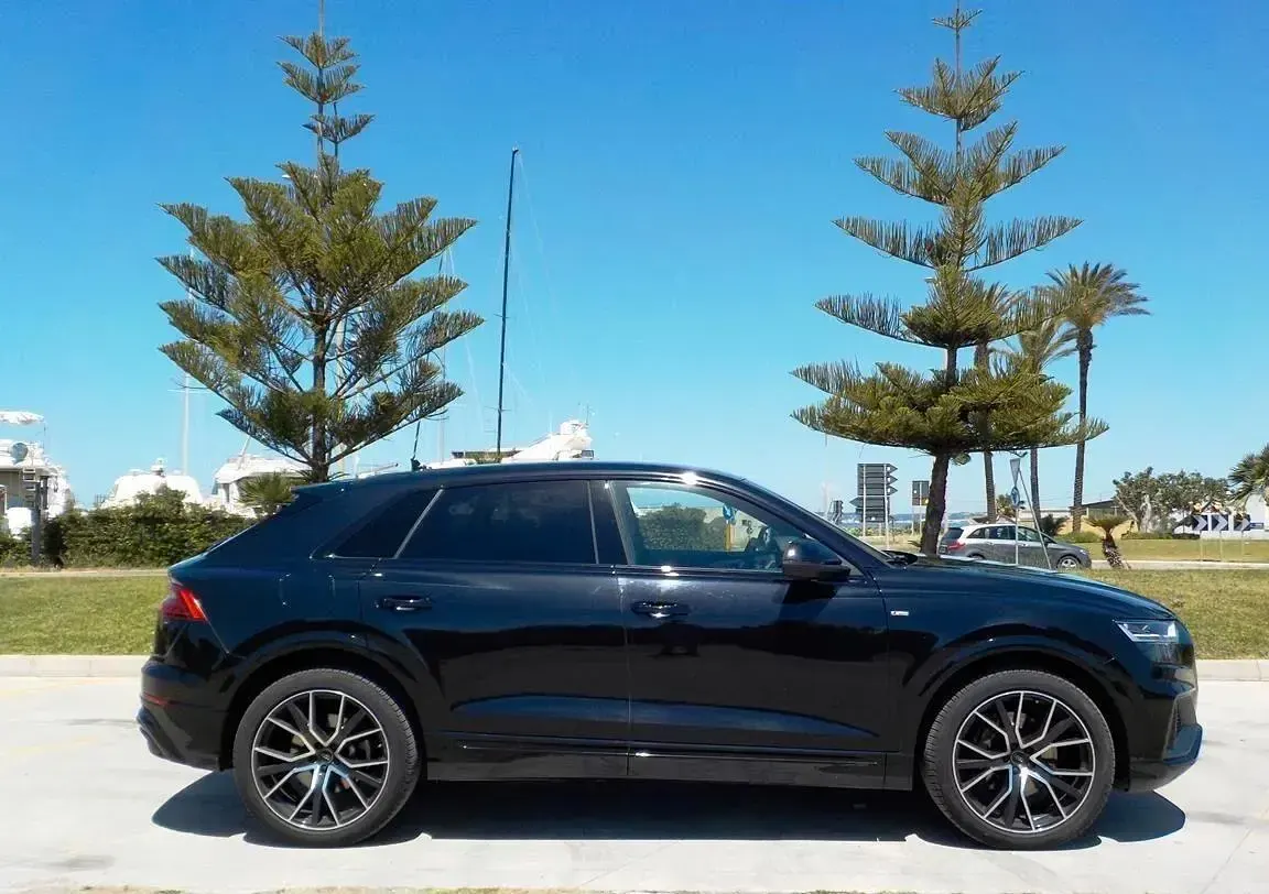 Usata Audi Q8 Comfort 285 CV (209 kW) 2020 Nero SUV