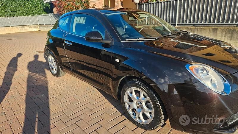 Usata Alfa Romeo MiTo Distinctive 105 CV (77 kW) 2012 Nero Utilitaria