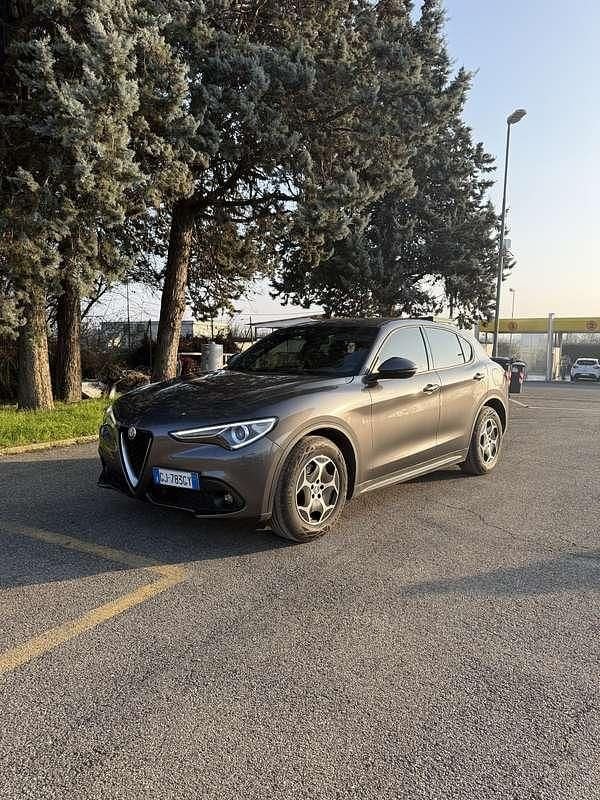 Usata Alfa Romeo Stelvio 160 CV (117 kW) 2021 SUV