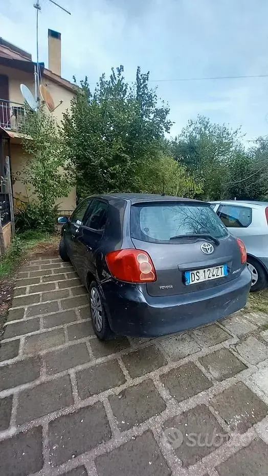 Usata Toyota Auris 2009 Grigio Berlina