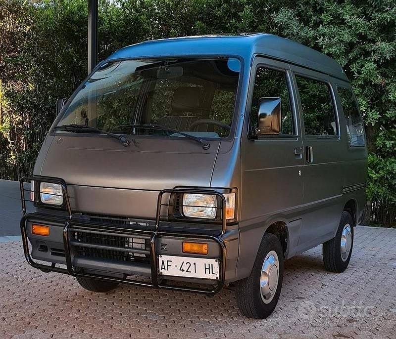 Usata Piaggio Porter 48 CV (35 kW) 1996 Grigio Monovolume