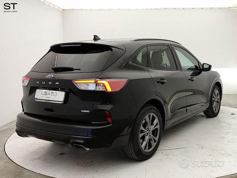 Usata Ford Kuga ST-Line 190 CV (139 kW) 2023 Nero SUV