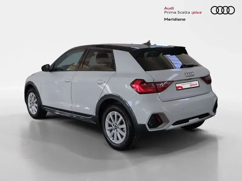 Usata Audi A1 Business 116 CV (85 kW) 2025 Bianco ghiaccio metallizzato SUV