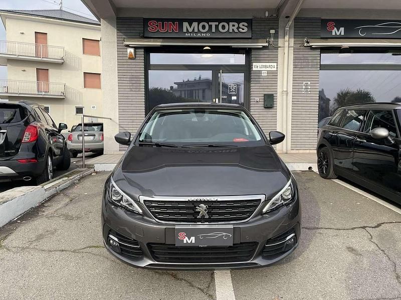 Grigio Usata 2020 Peugeot 308 Allure Tre volumi | 14.790 € (Buon prezzo) - Immagine 1/4