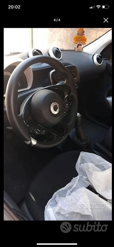 Usata Smart ForFour 61 CV (44 kW) 2019 Utilitaria