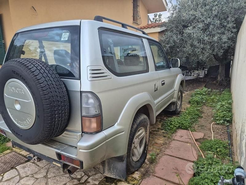 Usata Toyota Land Cruiser 125 CV (91 kW) 2000 Grigio SUV