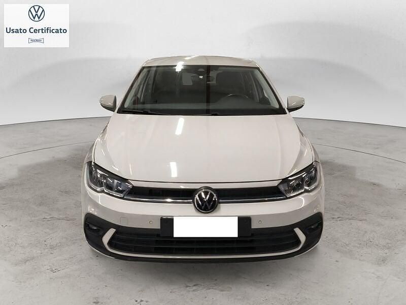 Usata VW Polo Life 95 CV (69 kW) 2023 Grigio Utilitaria