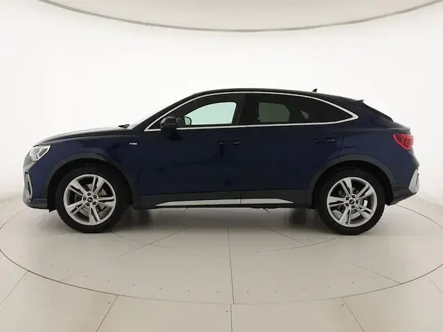 Usata Audi Q3 Sportback S-Line 150 CV (110 kW) 2021 Blu navarra metallizzato SUV