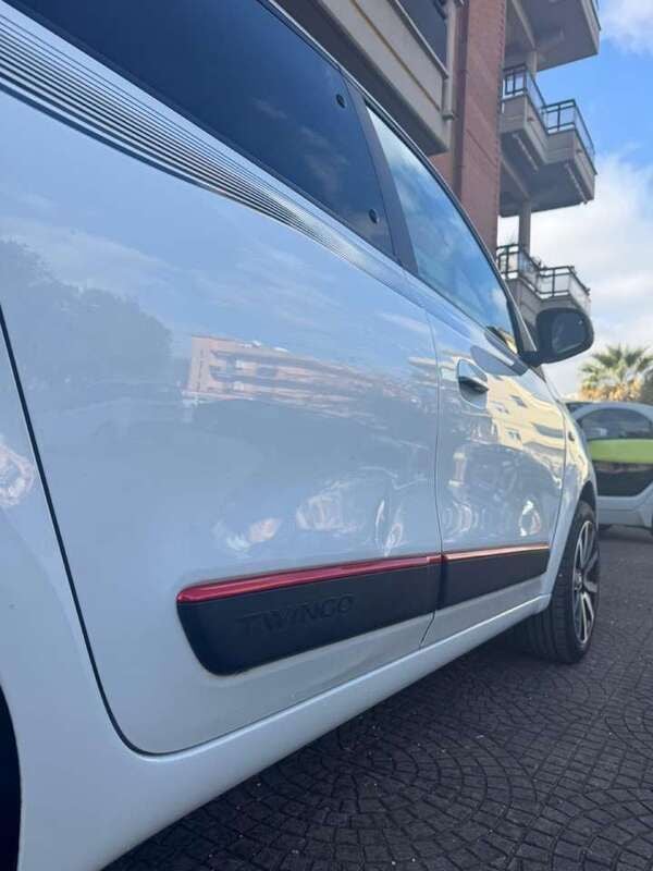 Usata Renault Twingo SE 69 CV (50 kW) 2018 Other Utilitaria