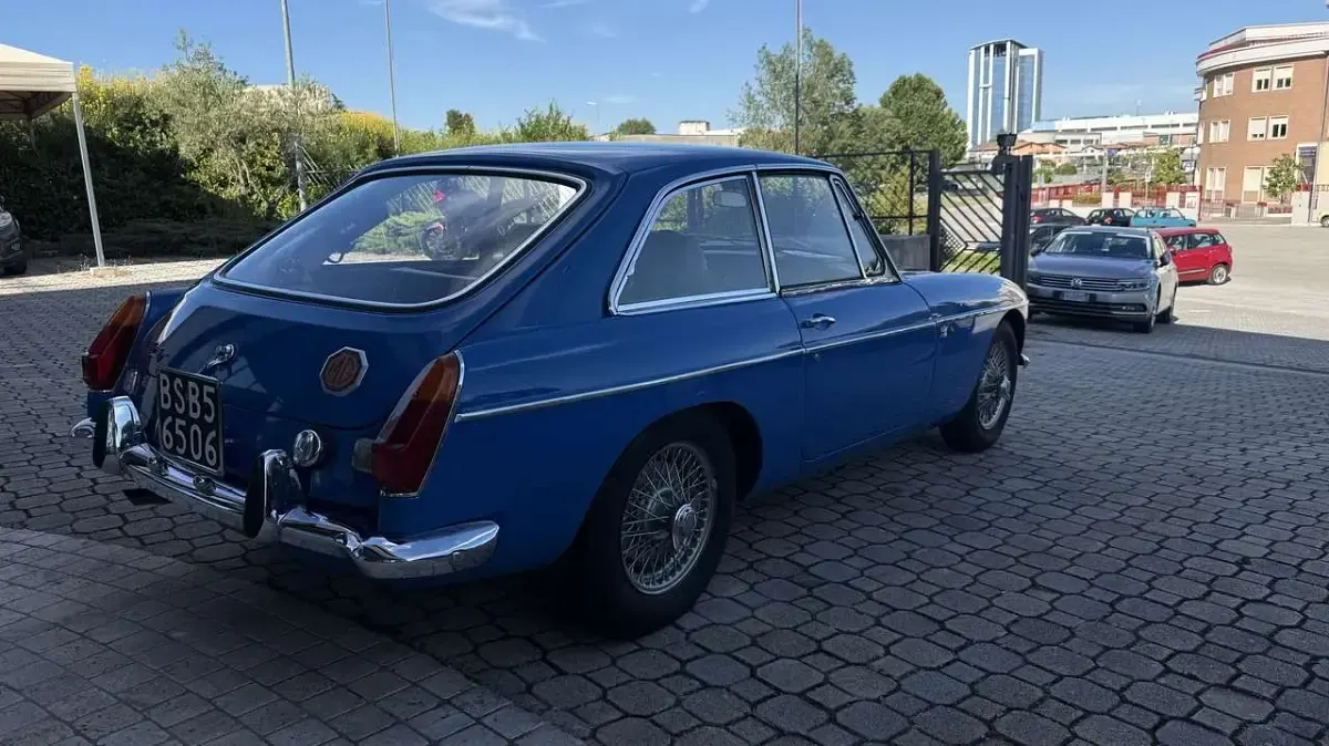 Usata MG B GT 94 CV (69 kW) 1972 Blu/azzurro Coupé