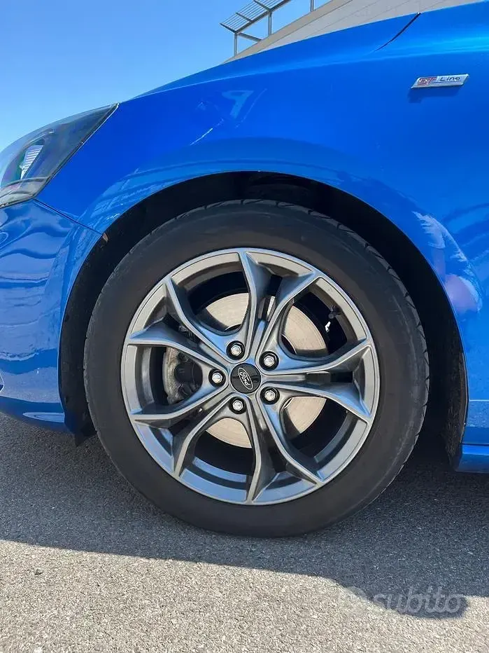 Usata Ford Focus ST-Line 150 CV (110 kW) 2019 Blu Berlina