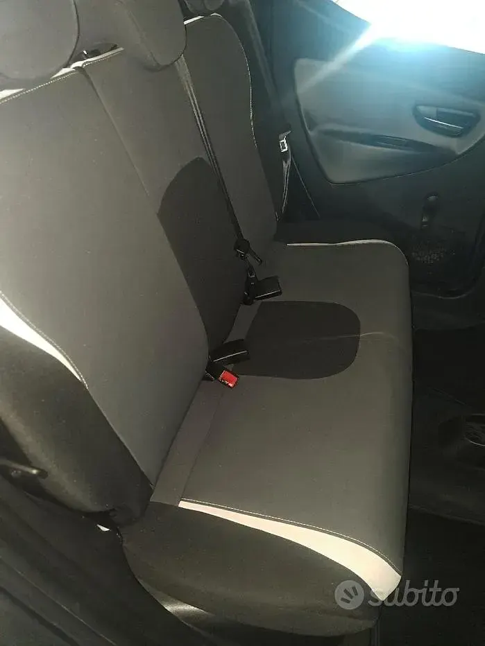 Usata Lancia Ypsilon 60 CV (44 kW) 2014 Utilitaria