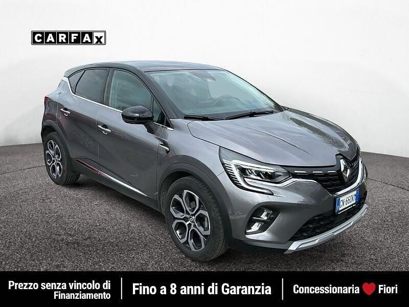 Usata Renault Captur Intens 101 CV (74 kW) 2023 Grigio SUV