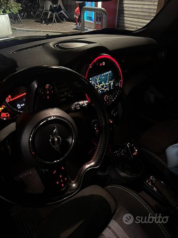 Usata Mini Cooper S 150 CV (110 kW) 2019 Verde Utilitaria