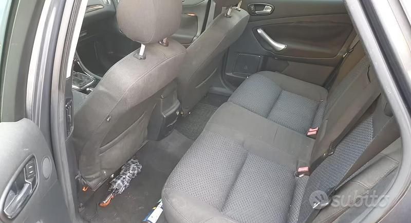 Usata Ford Mondeo 125 CV (91 kW) 2008 Grigio Station wagon