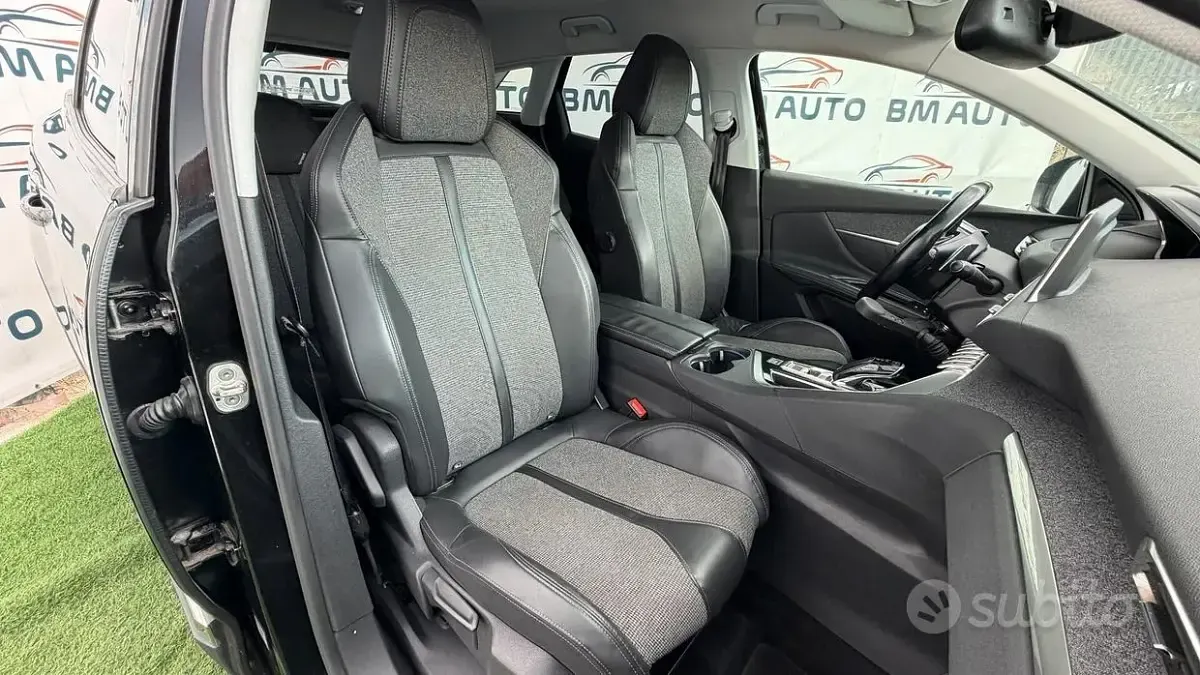 Usata Peugeot 3008 S 131 CV (96 kW) 2018 Nero SUV