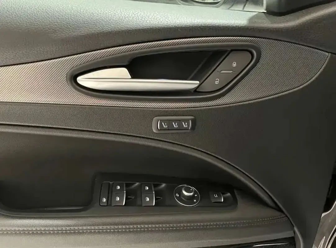 Nuova Alfa Romeo Stelvio 209 CV (153 kW) 2026 SUV
