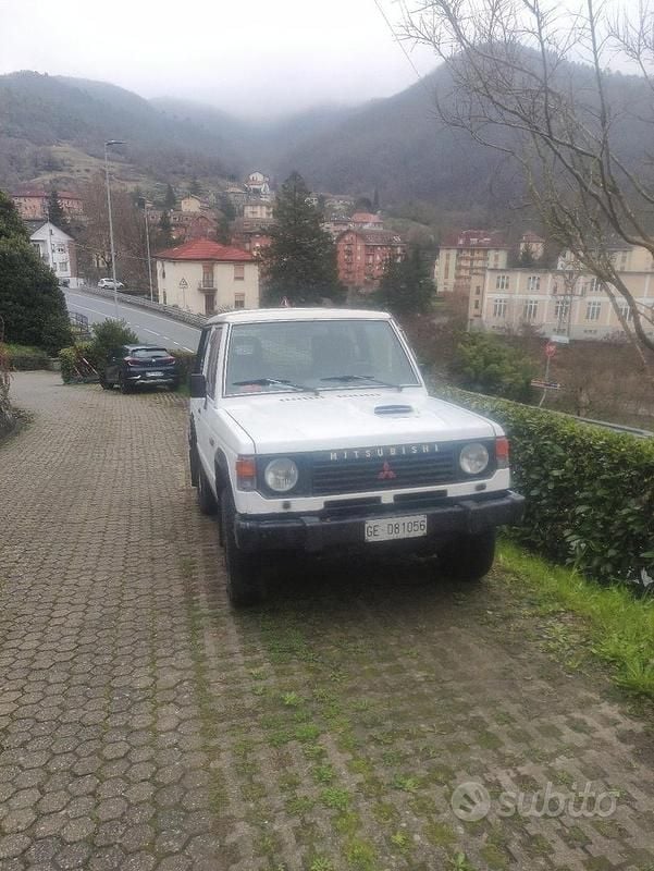 Usata Mitsubishi Pajero 84 CV (61 kW) 1992 SUV