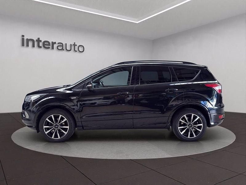 Usata Ford Kuga ST-Line 150 CV (110 kW) 2019 Nero metallizzato SUV