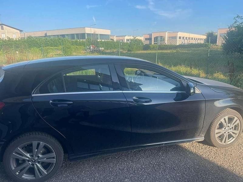 Usata Mercedes A180 Edition 122 CV (89 kW) 2018 Nero Berlina
