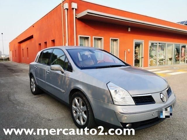 Usata Renault Vel Satis Initiale 140 CV (102 kW) 2006 Argento Utilitaria