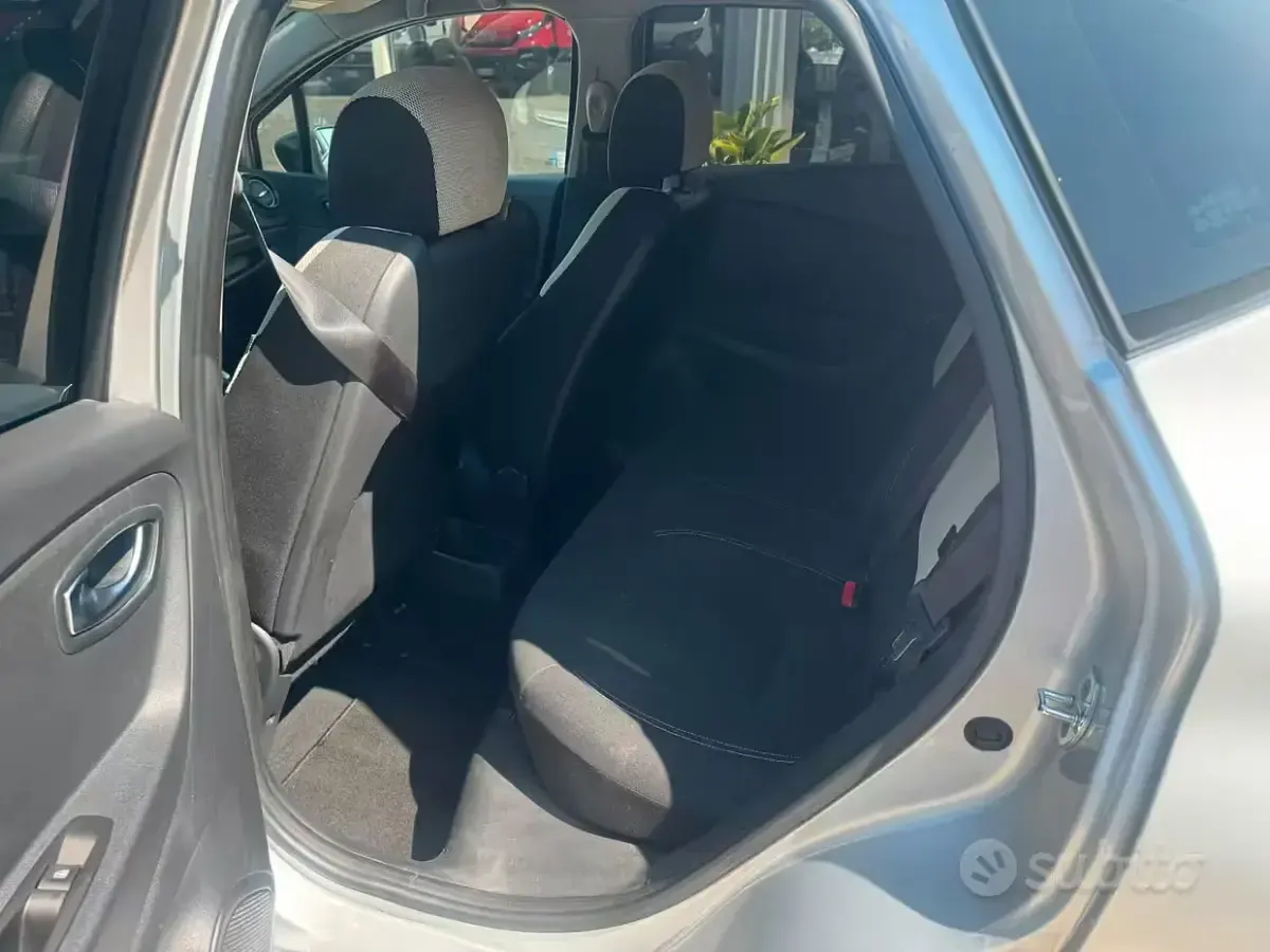 Usata Renault Captur 90 CV (66 kW) 2019 Grigio SUV