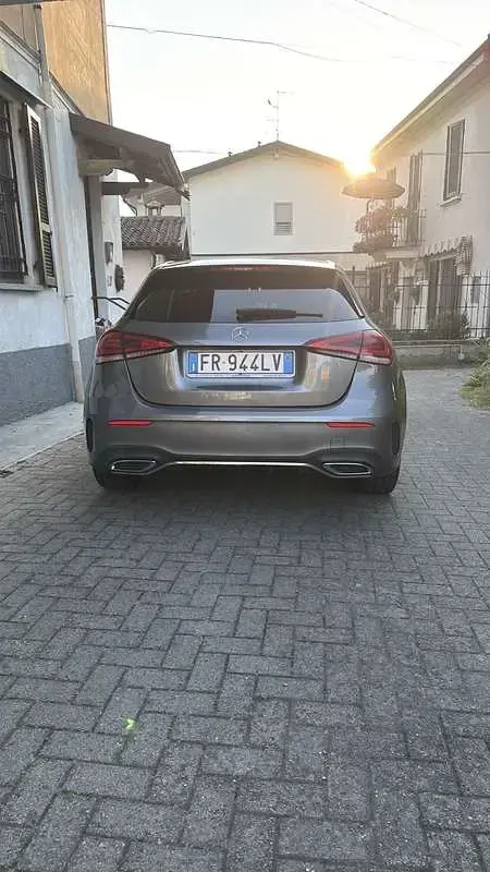 Usata Mercedes A180 Premium 109 CV (80 kW) 2018 Berlina