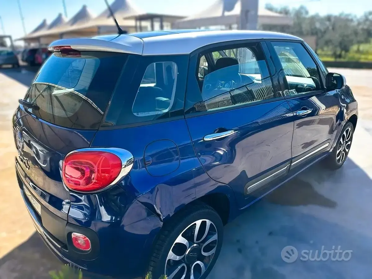 Usata Fiat 500L Living 80 CV (58 kW) 2014 Blu Monovolume