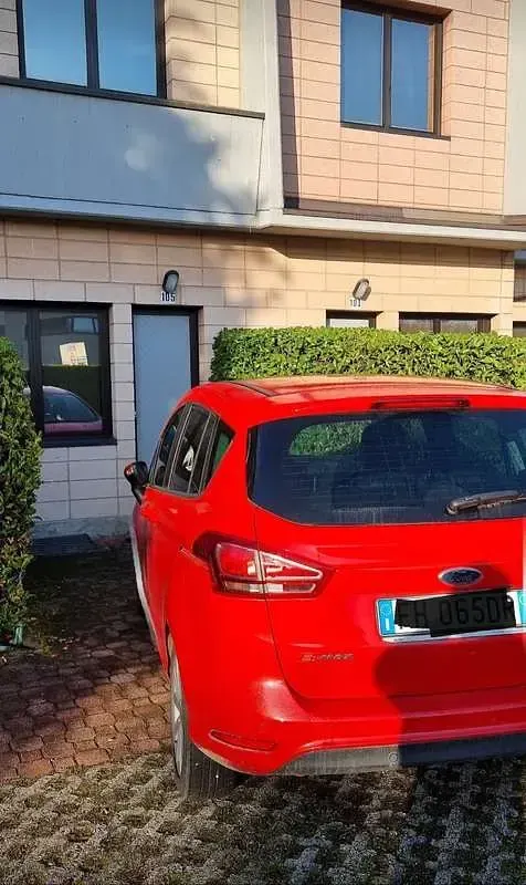 Usata Ford B-MAX Titanium 105 CV (77 kW) 2017 Monovolume