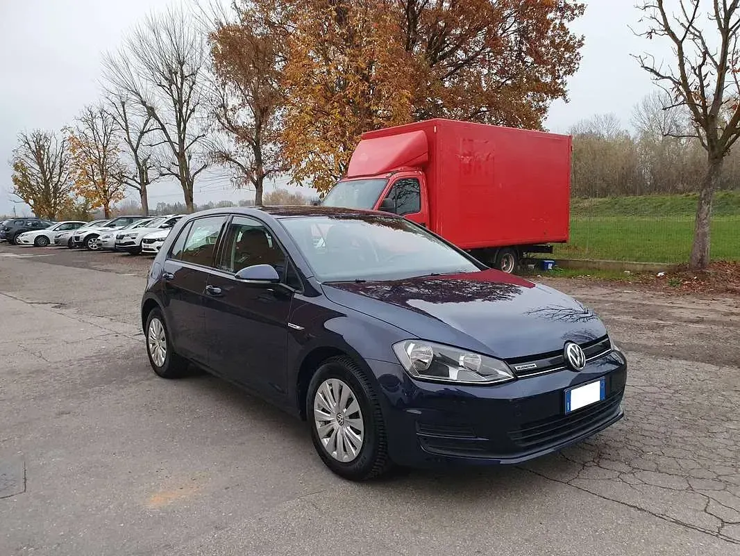 Usata VW Golf VII 110 CV (80 kW) 2016 Blu/azzurro Berlina