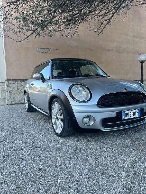 Usata Mini Cooper D Pepper 109 CV (80 kW) 2008 Utilitaria