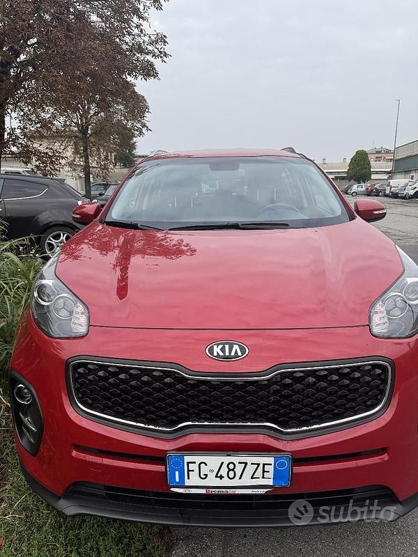 Usata Kia Sportage 120 CV (88 kW) 2017 Rosso SUV
