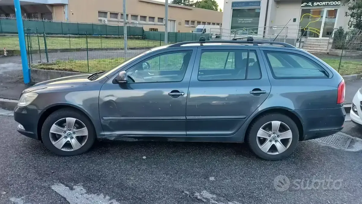 Usata Skoda Octavia 105 CV (77 kW) 2010 Station wagon