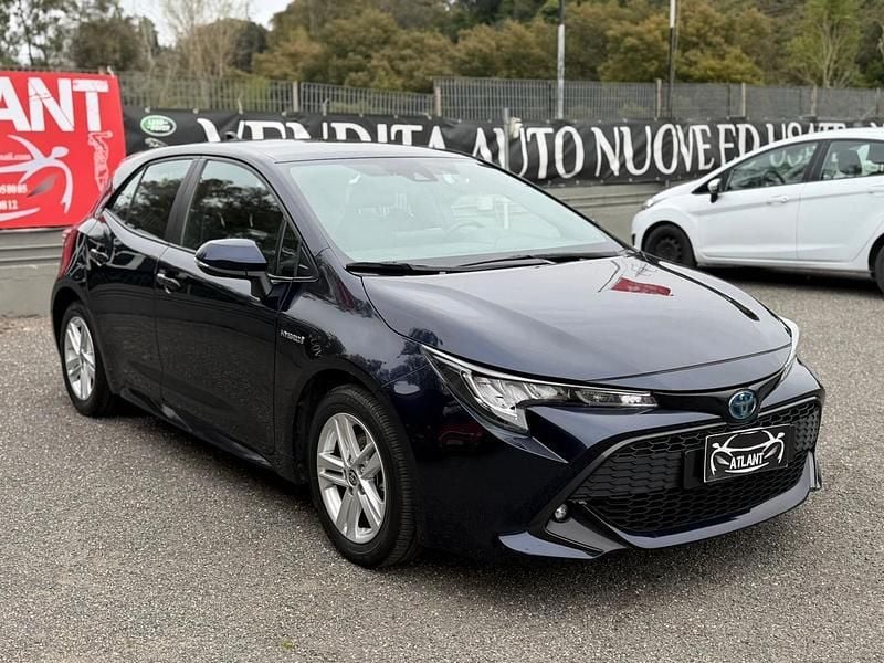 Usata Toyota Corolla Style 97 CV (71 kW) 2022 Blu Berlina