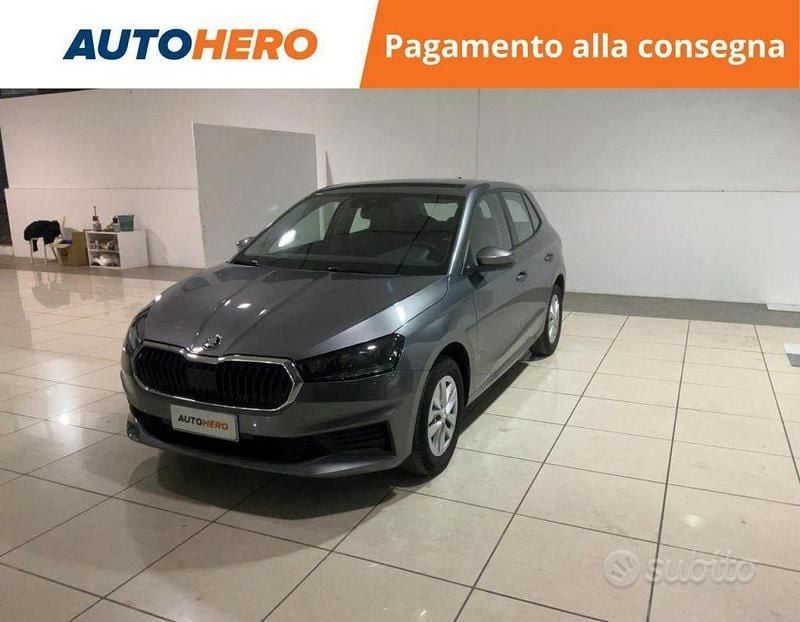 Usata Skoda Fabia Ambition 95 CV (69 kW) 2024 Grigio Utilitaria