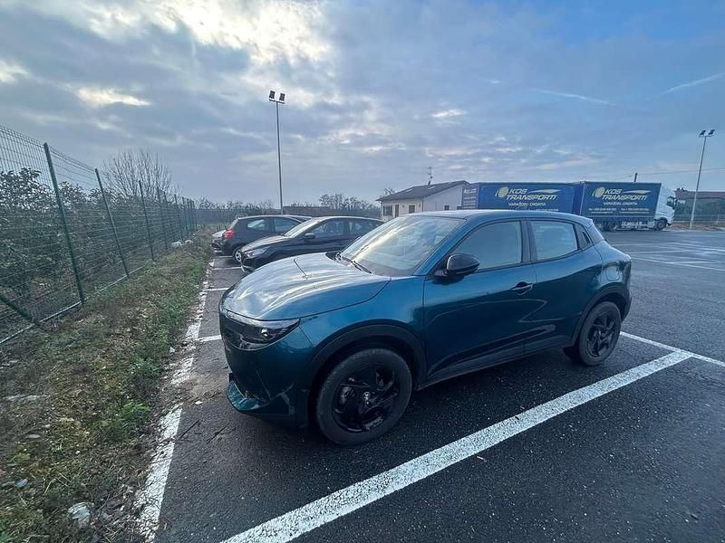 Usata Alfa Romeo Junior 136 CV (100 kW) 2024 Blu/azzurro SUV