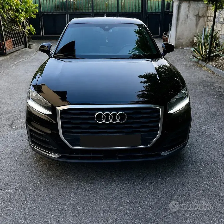 Usata Audi Q2 Business 116 CV (85 kW) 2017 Nero SUV