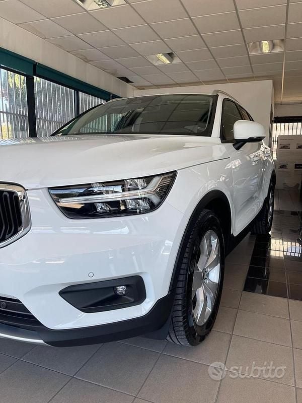 Usata Volvo XC40 Business Edition 150 CV (110 kW) 2019 Bianco SUV