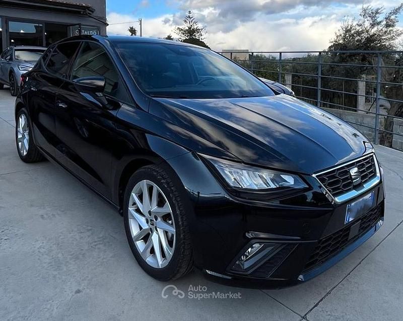Usata Seat Ibiza FR 95 CV (69 kW) 2025 Nero Utilitaria