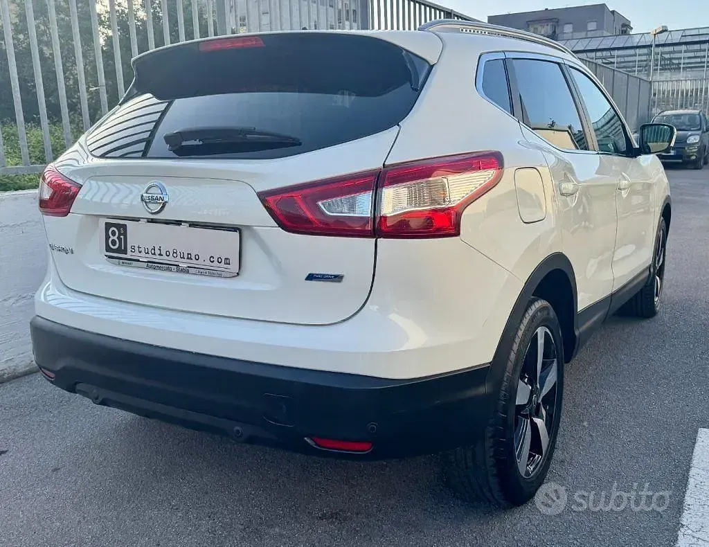Usata Nissan Qashqai 360º 110 CV (80 kW) 2015 Bianco SUV