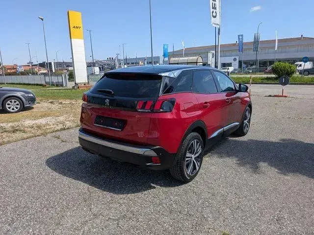 Usata Peugeot 3008 Allure 131 CV (96 kW) 2020 Rosso SUV