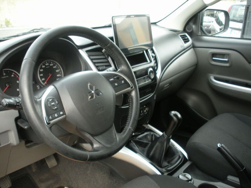 Usata Mitsubishi L200 181 CV (133 kW) 2019 Nero Pick-up