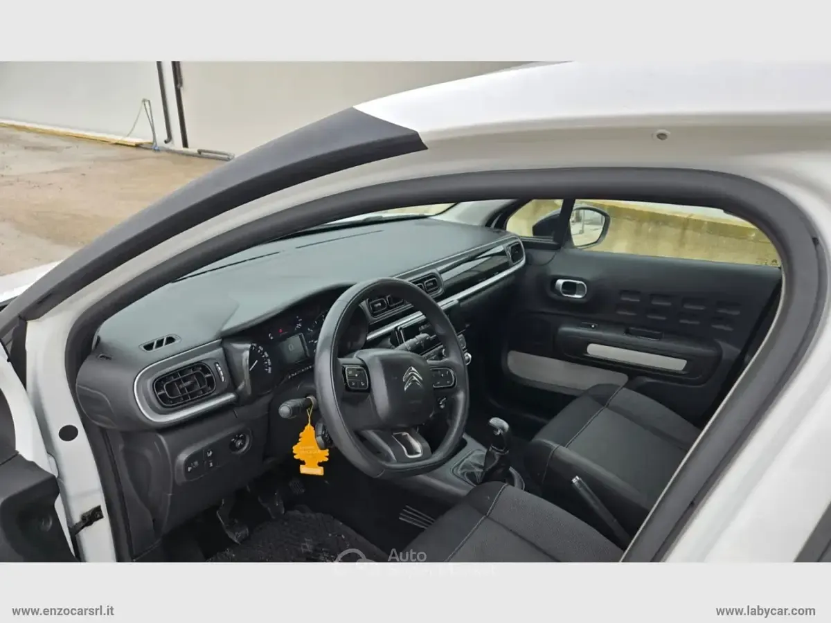 Begagnad Citroën C3 Feel 75 HK (55 kW) 2018 Vit Halvkombi