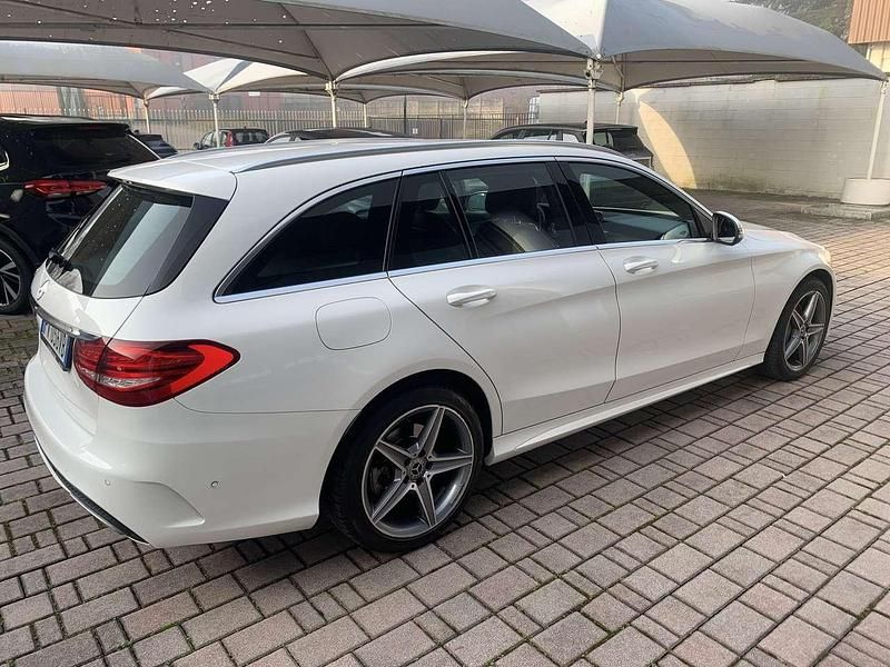 Usata Mercedes C220 Premium 170 CV (125 kW) 2018 Bianco Station wagon