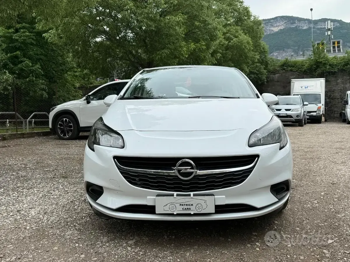 Usata Opel Corsa 69 CV (50 kW) 2019 Bianco Utilitaria