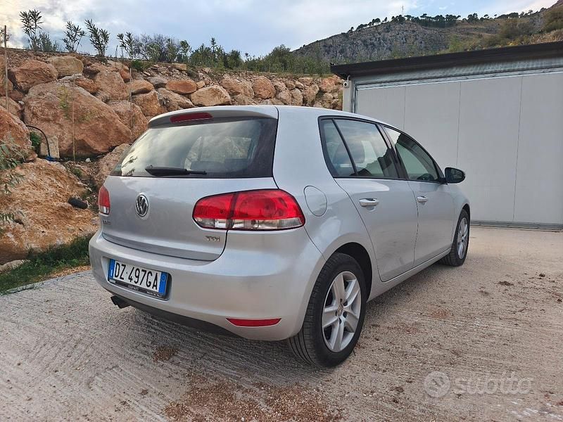 Usata VW Golf VI 110 CV (80 kW) 2009 Grigio Utilitaria